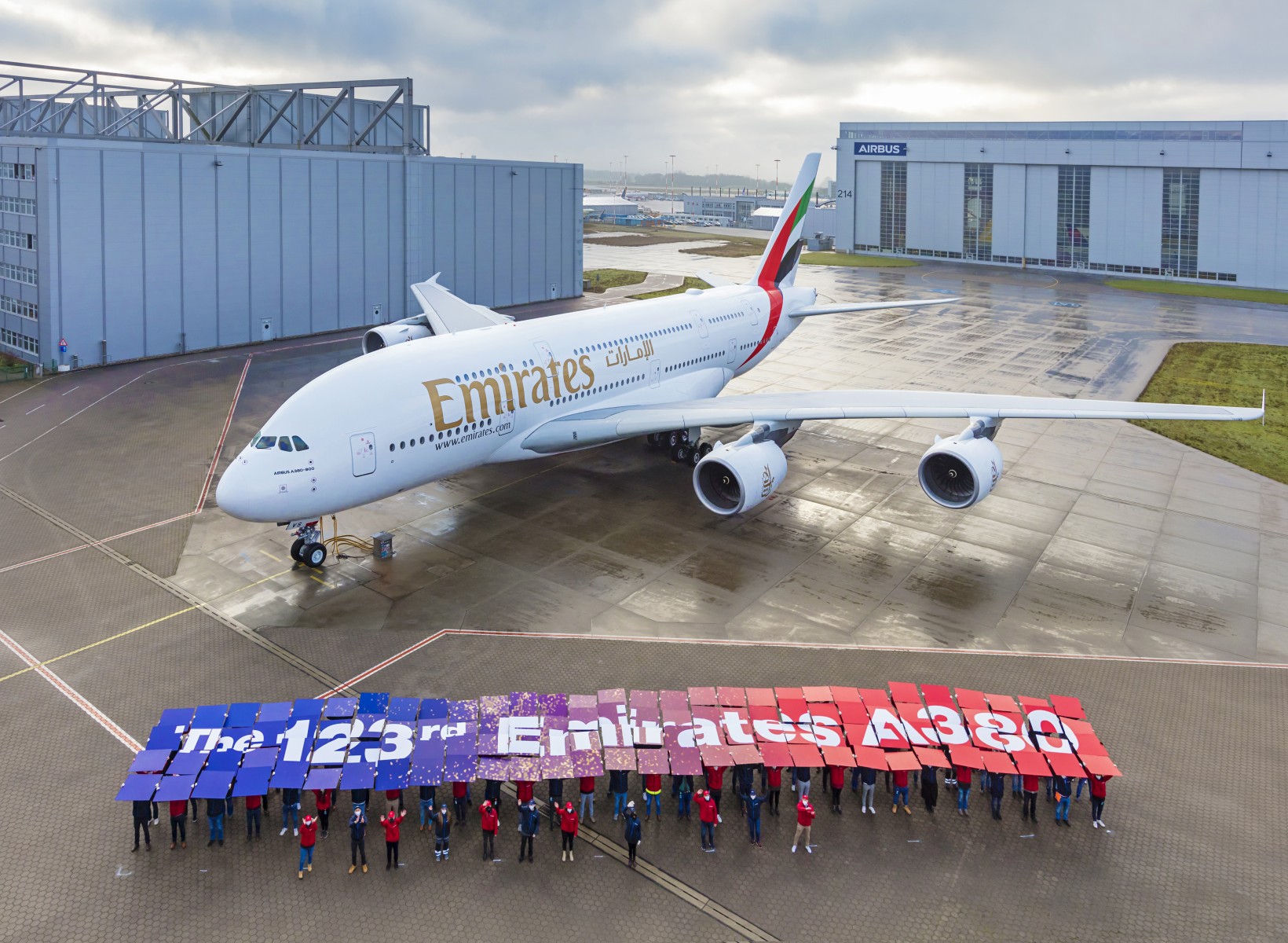 Lihat Tutorial Cara Koreksi Nama Tiket Pesawat Emirates 